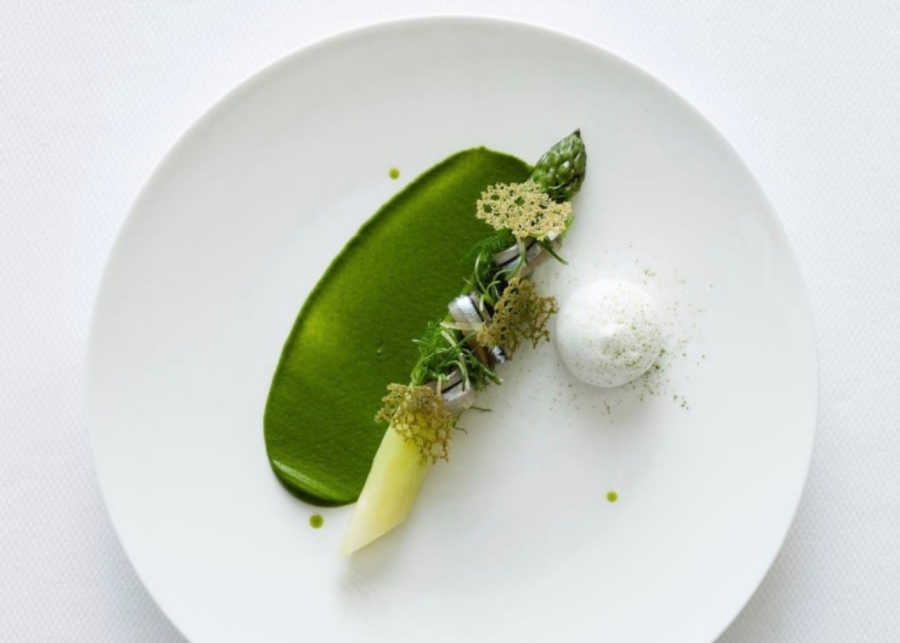 luxury restaurants on Hong Kong Island Amber