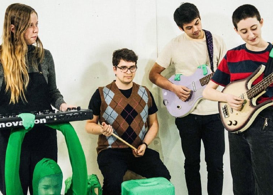 female-fronted bands indie music Frankie Cosmos