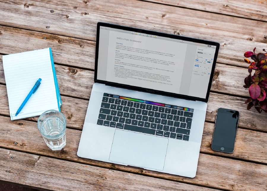 computer with resume