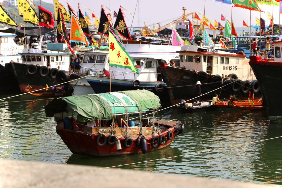 How much do you know about sampans in Hong Kong?