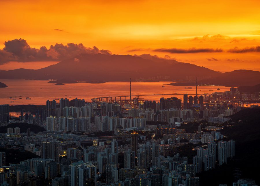 hiking in hong kong fei ngo shan kowloon peak sunset