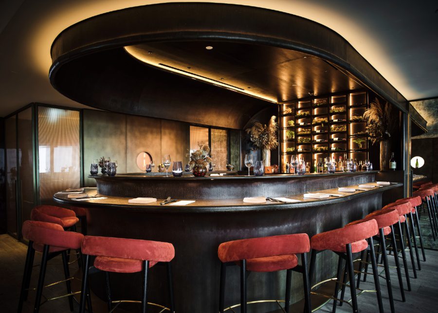 Best happy hours in Hong Kong 20+ drinking deals!