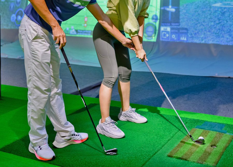 Perfect your swing with these Hong Kong golf simulators | Honeycombers