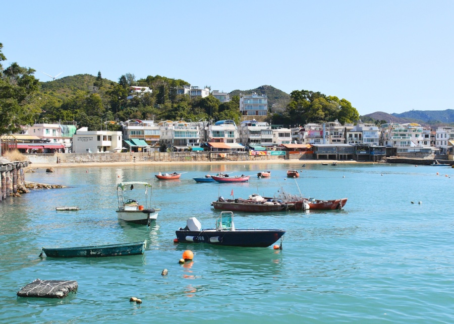lamma island guide ferry how to get there