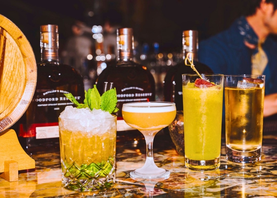 rc lounge and bar