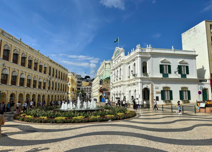 things to do in macau senado square