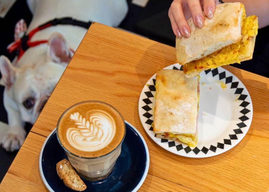 kennedy town cafes winstons coffee