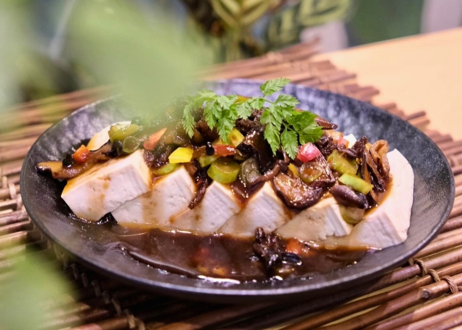 vegetarian restaurants hong kong root vegan