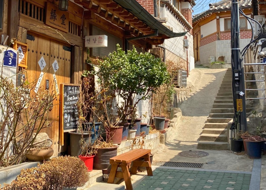 short trip weekend trips hong kong seoul