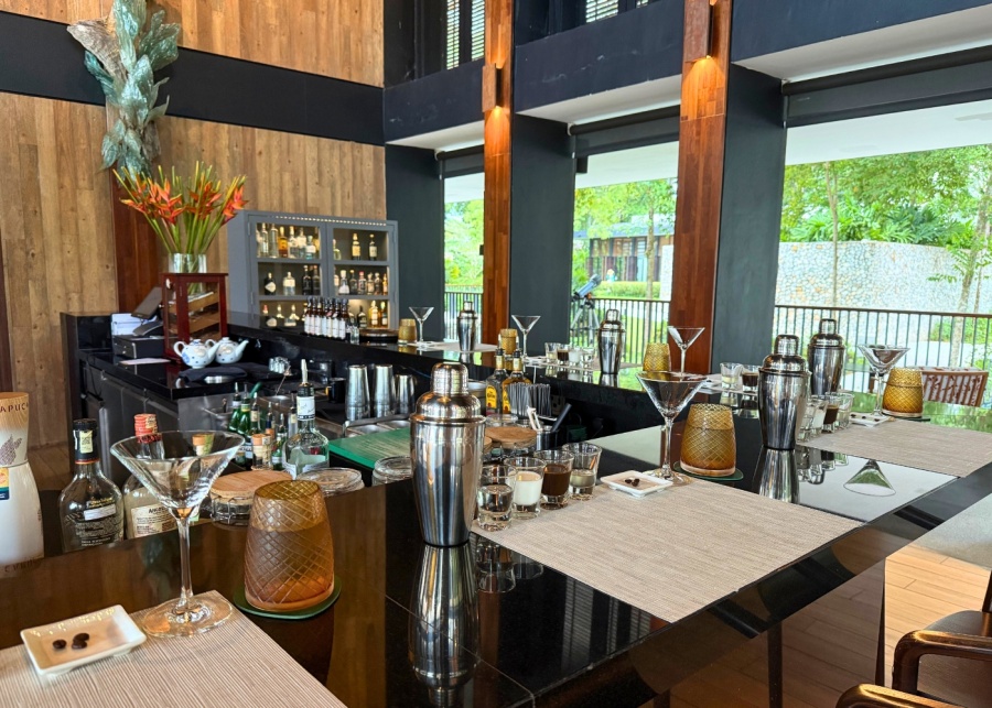 cocktail making class 